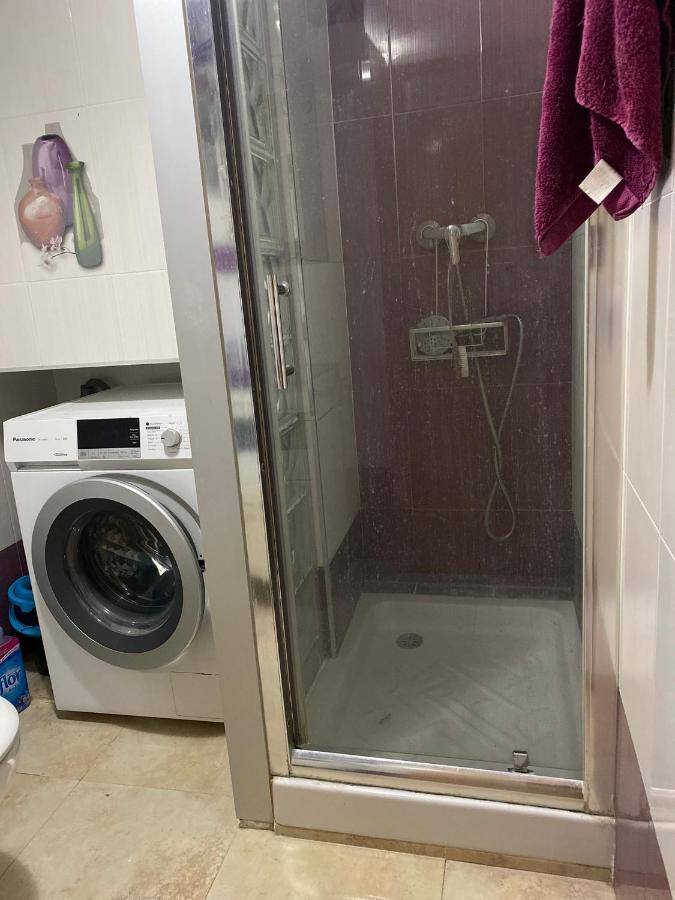 Valencia Cerca Al Puerto Shared Apartment Zewnętrze zdjęcie