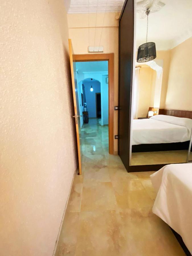 Valencia Cerca Al Puerto Shared Apartment Zewnętrze zdjęcie