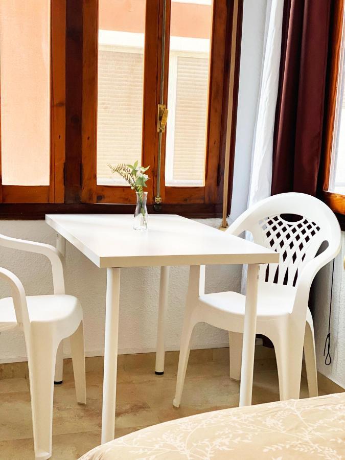 Valencia Cerca Al Puerto Shared Apartment Zewnętrze zdjęcie