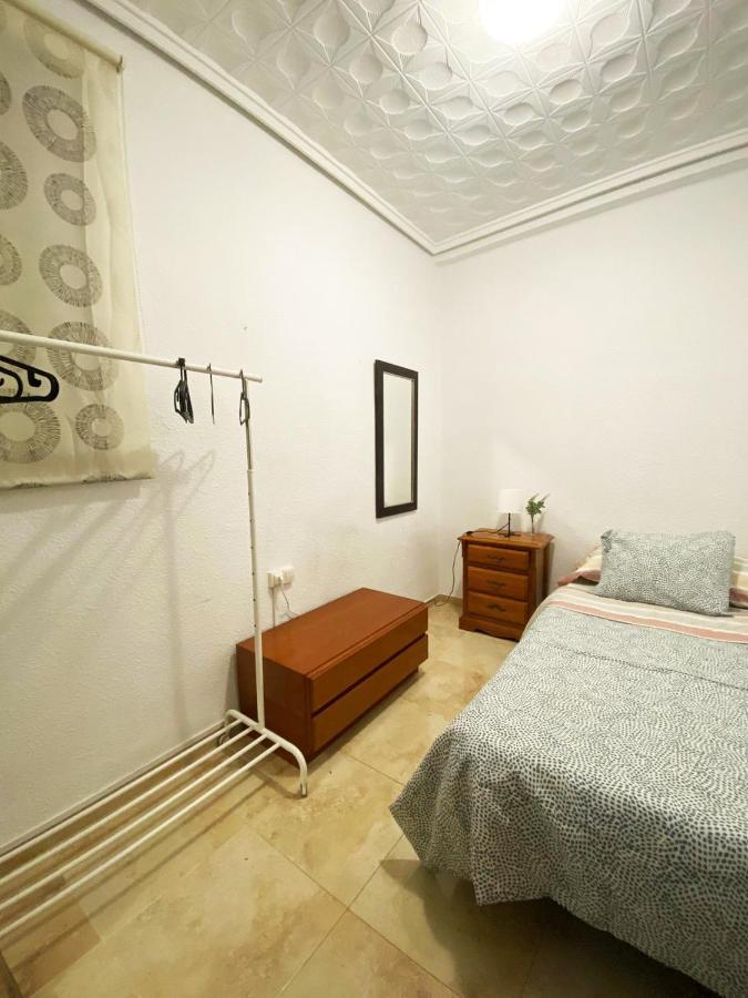 Valencia Cerca Al Puerto Shared Apartment Zewnętrze zdjęcie